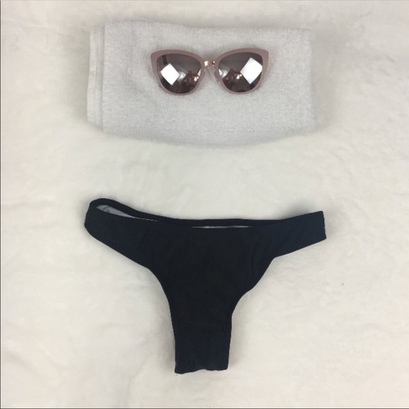 Black Brazilian Style Cheeky Bottom - Picture 5 of 7